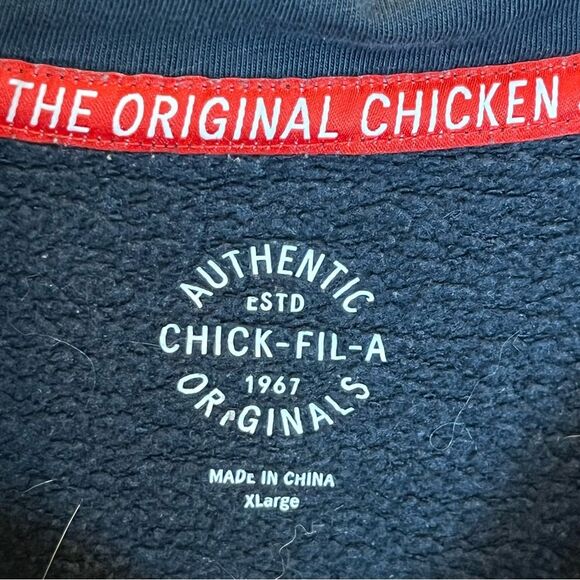 Chick-Fil-A “I Heart Waffle Fries” Embroidered Unisex Hoodie in Navy size XL - Picture 7 of 13